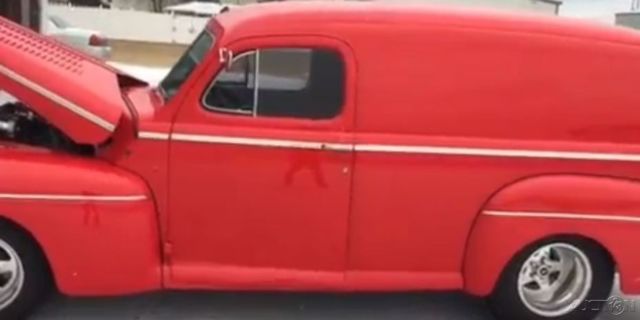 1946 Ford Delivery Sedan Resto-Mod - photo 2