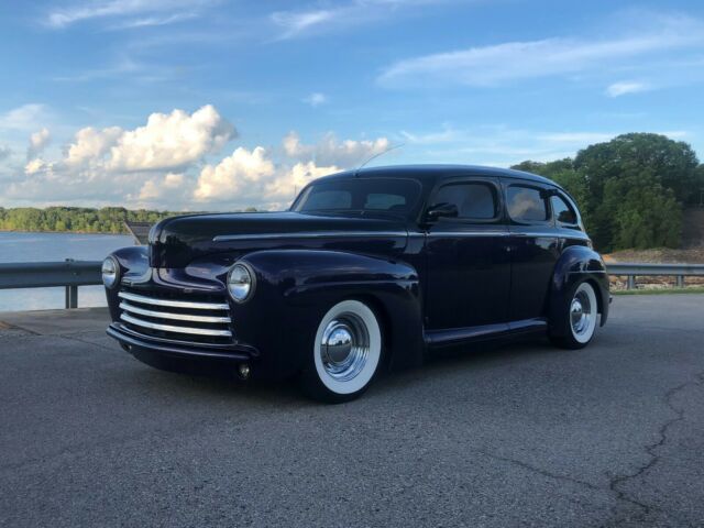1946 FORD DELUXE CUSTOM CHOPPED TOP SUICIDE DOOR SEDAN STREET ROD 1946 Ford Other