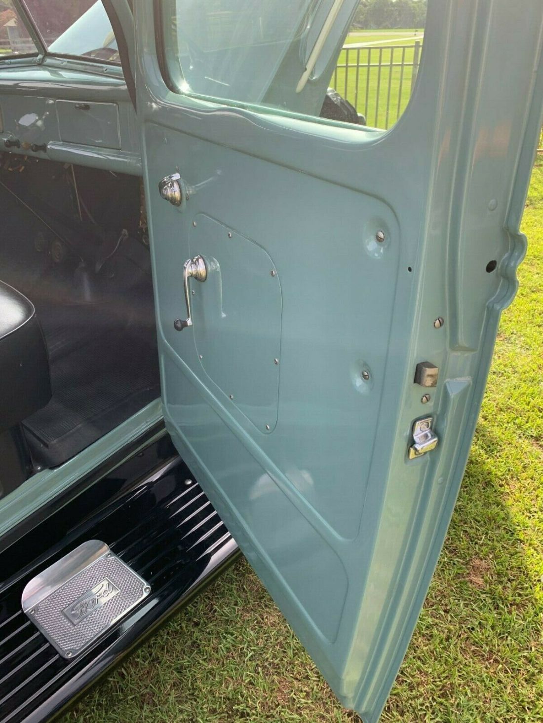 1946 Ford F-100 - photo 10