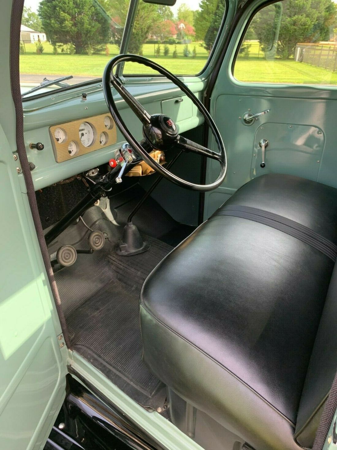 1946 Ford F-100 - photo 3