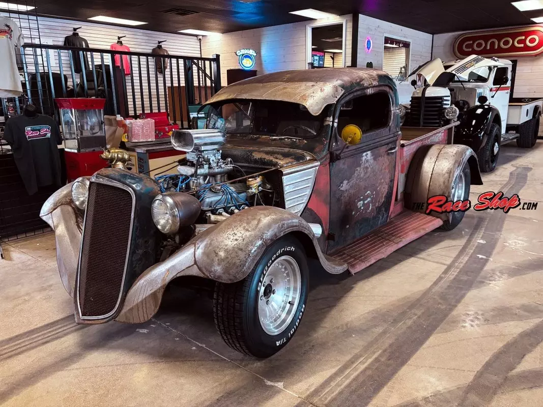 1946 Ford F100 Rat Rod - Tunnel Ram Troublemaker 1946 Ford F-100