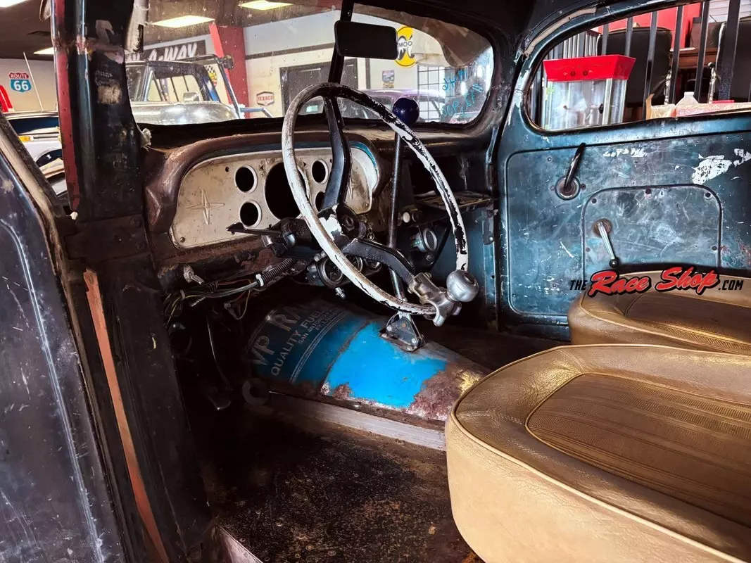 1946 Ford F-100 - photo 13