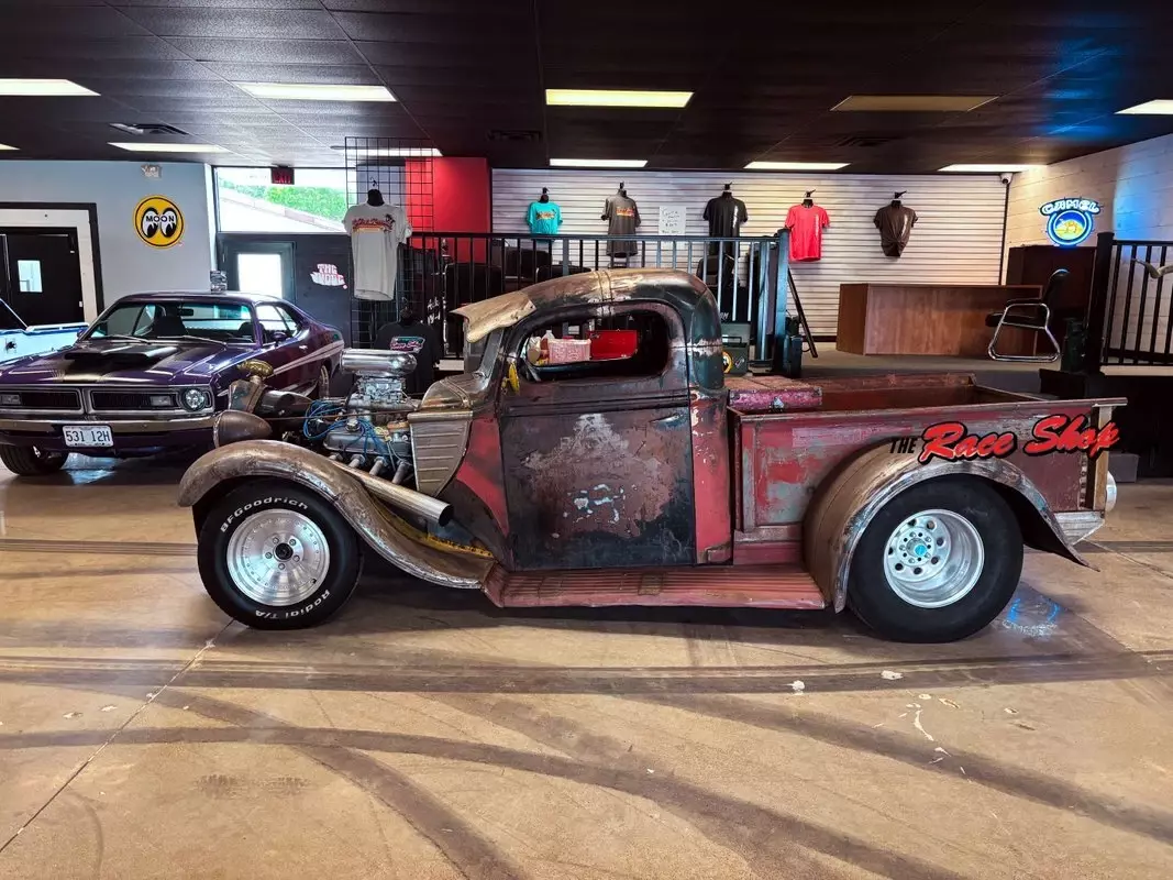1946 Ford F-100 - photo 2