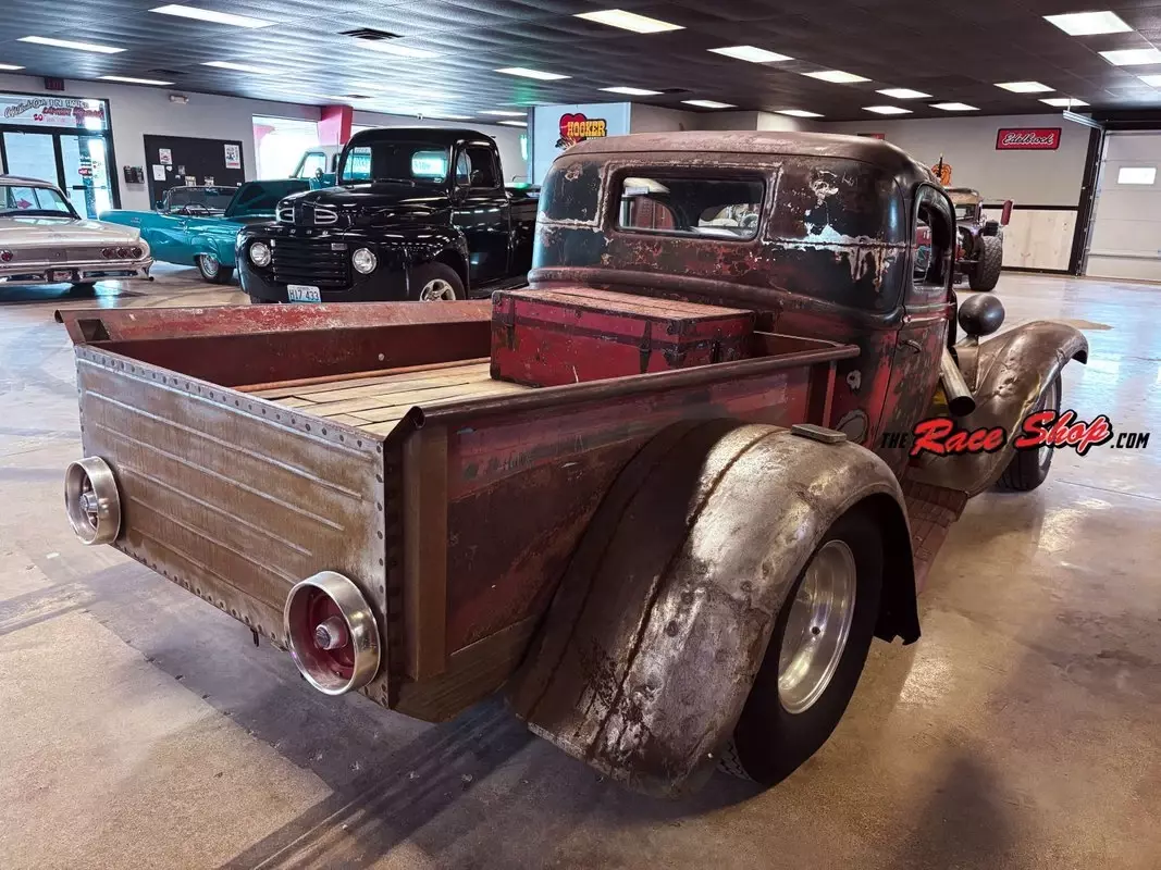 1946 Ford F-100 - photo 6