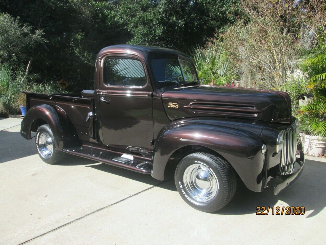 1946 Ford Pickup V8 Flathead 5 speed, power windows, rack & pinion, pecan bed, + 1946 Ford F-100