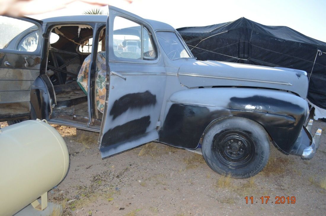 1946 Ford Sedan - photo 11