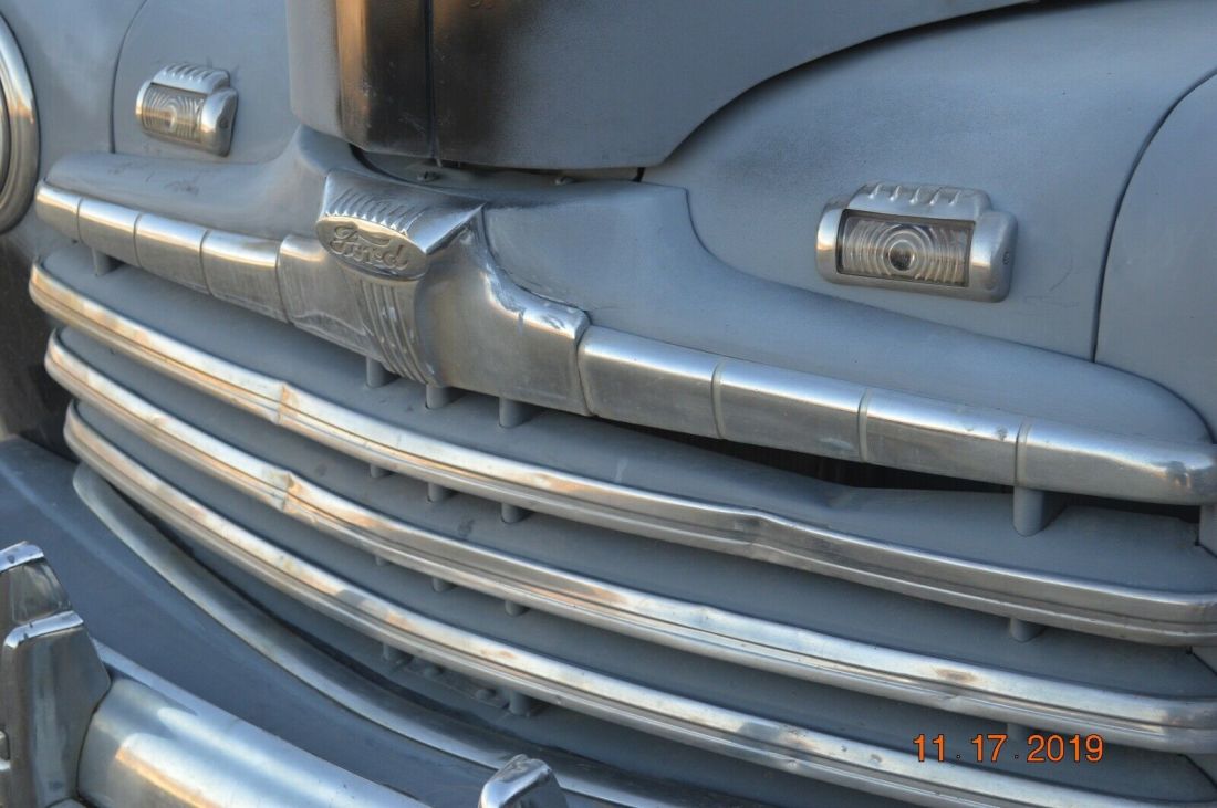 1946 Ford Sedan - photo 4