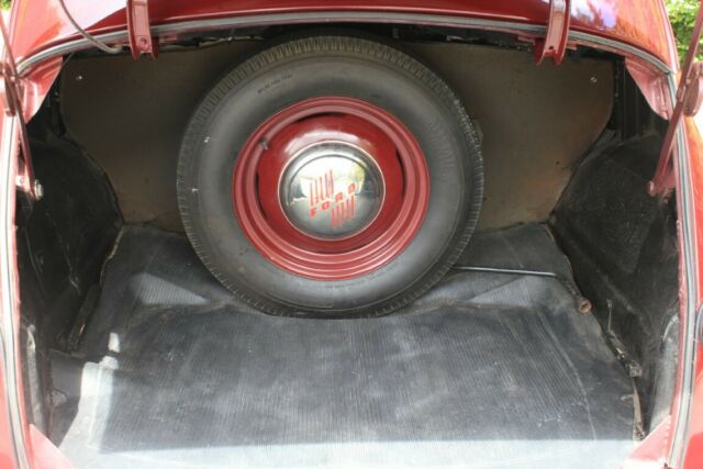 1946 Ford Super Deluxe - photo 11