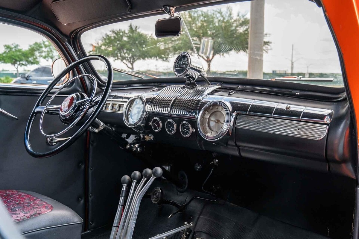 1946 Mercury Custom Coupe Flathead V-8 with Tri-Power, Lenco 5-Speed - photo 13