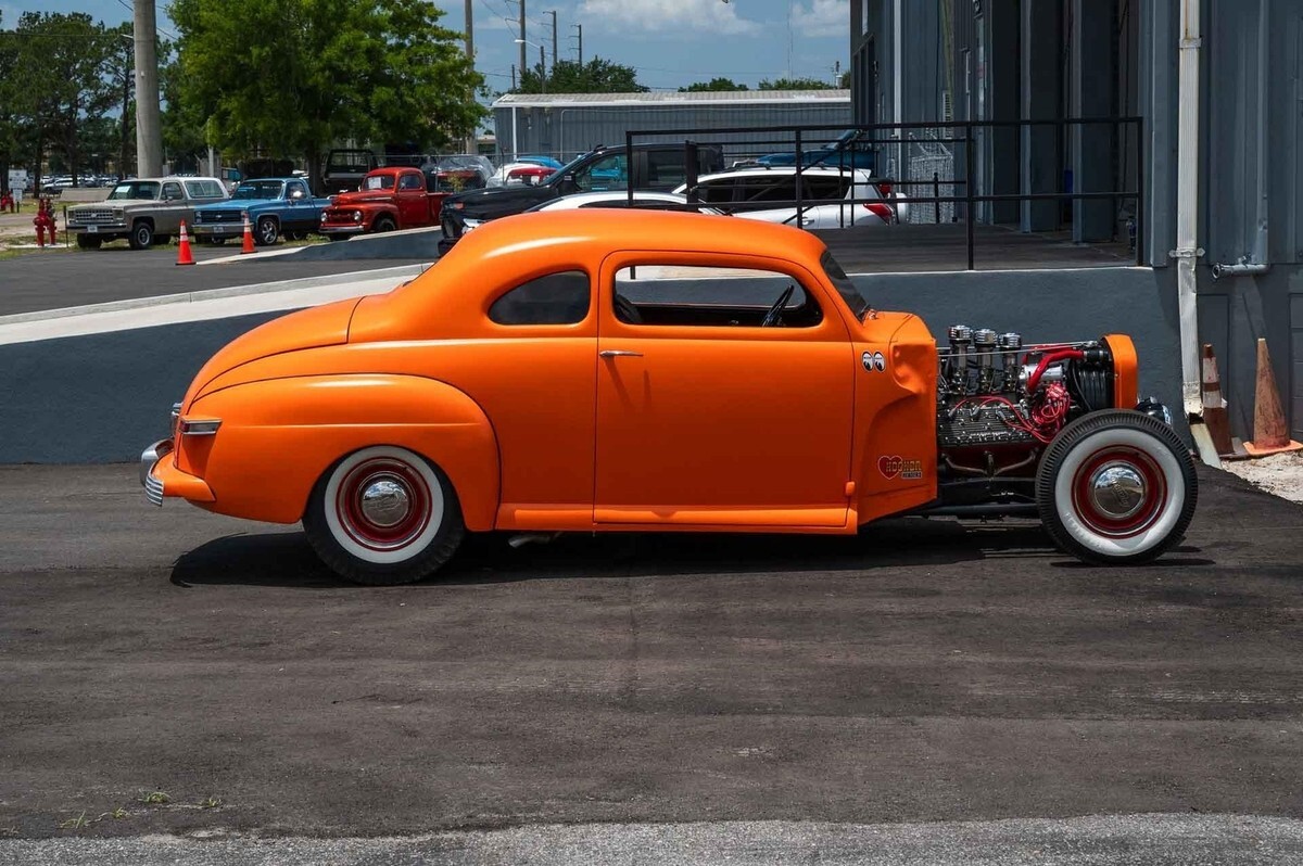1946 Mercury Custom Coupe Flathead V-8 with Tri-Power, Lenco 5-Speed - photo 7