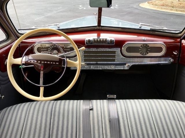 1946 Oldsmobile Ninety-Eight -- - photo 7