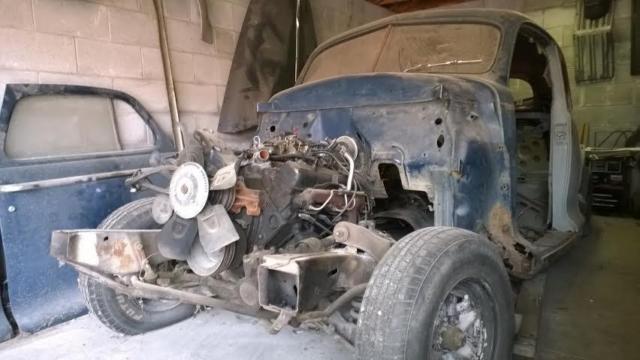 1946 Plymouth P-15 Business coupe - photo 2