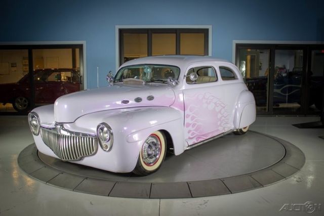 1946 Used 1946 Ford Deluxe