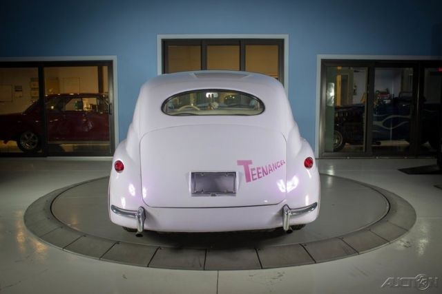 1946 Ford Deluxe - photo 4