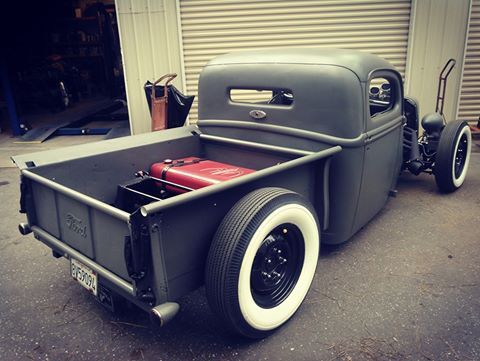 1947 Ford pick up - photo 4