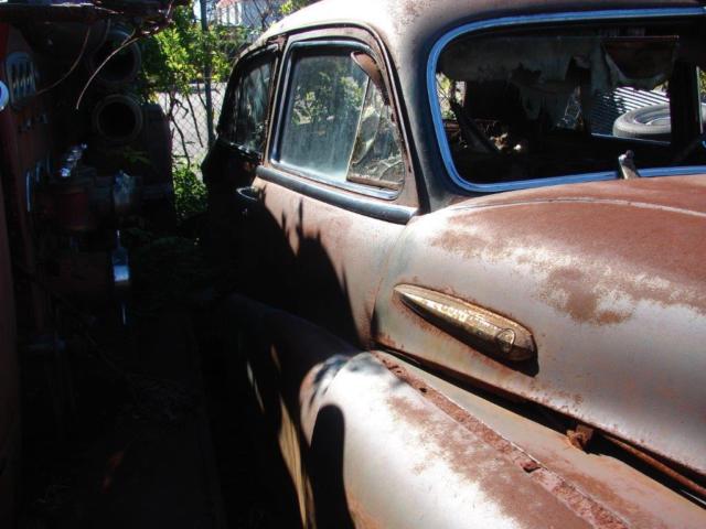 1947 Buick Super 4 door sedan - photo 3