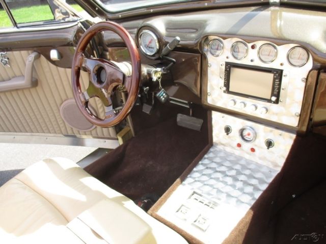 1947 Buick Super Convertible - photo 2