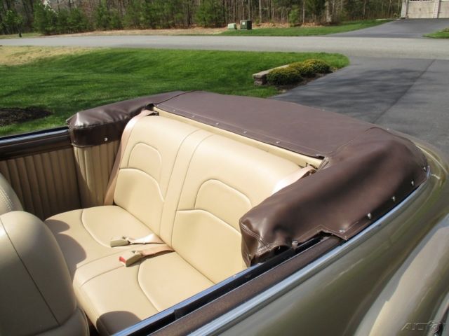 1947 Buick Super Convertible - photo 4