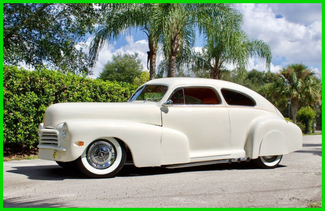 1947 Chevrolet Fleetline Aero-Sedan 5.7L 350 EFI-V8 Automatic Resto Mod Show Car 1947 Chevrolet Fleetline Aero-Sedan Fleetline Aero-Sedan Resto-Mod / EFI 350 V8