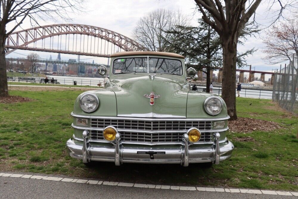 1947 Chrysler Town & Country - photo 3