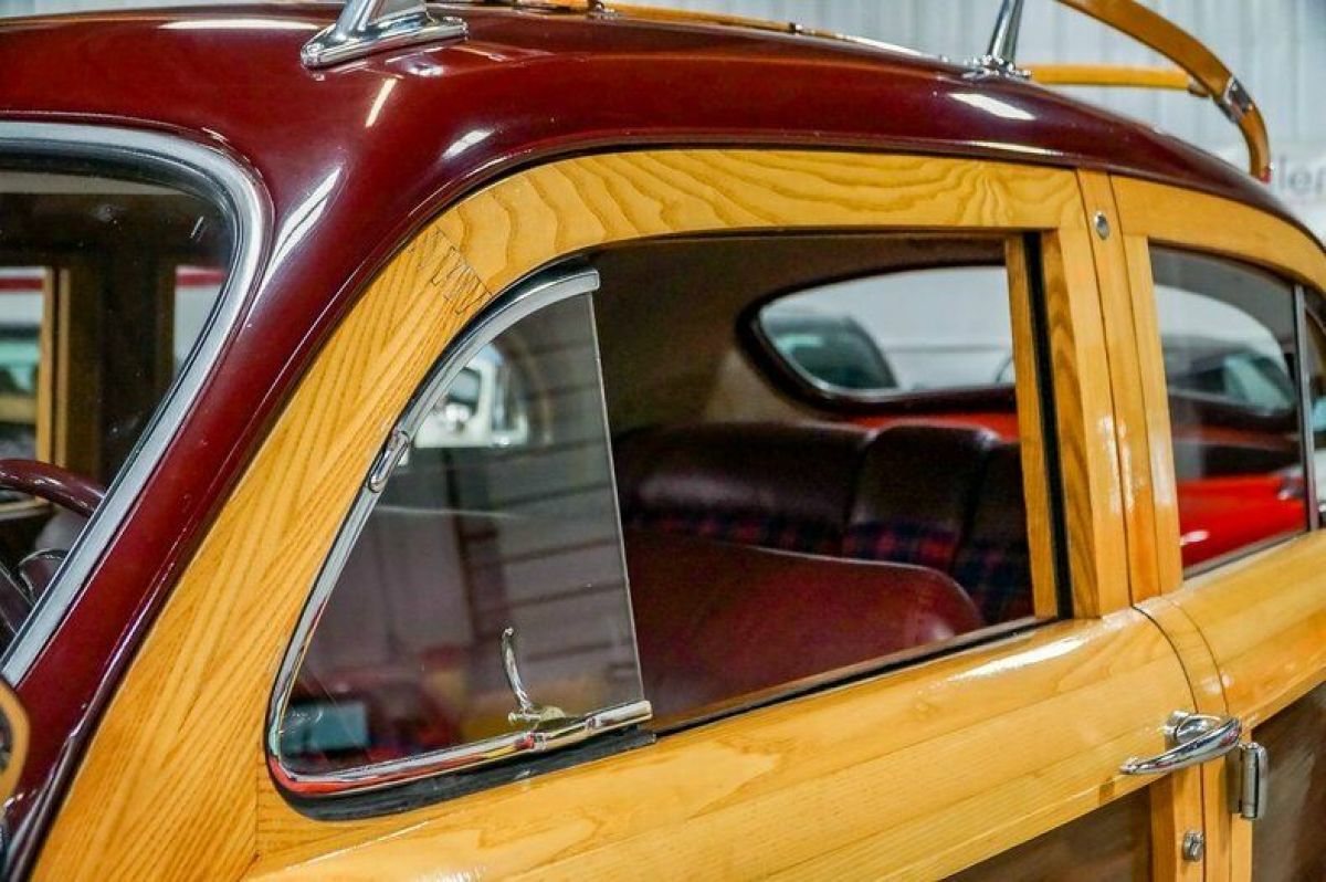 1947 Chrysler Town and Country - photo 11
