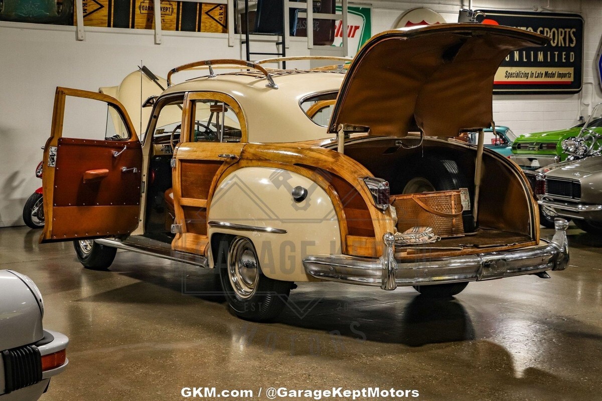 1947 Chrysler Town and Country - photo 3