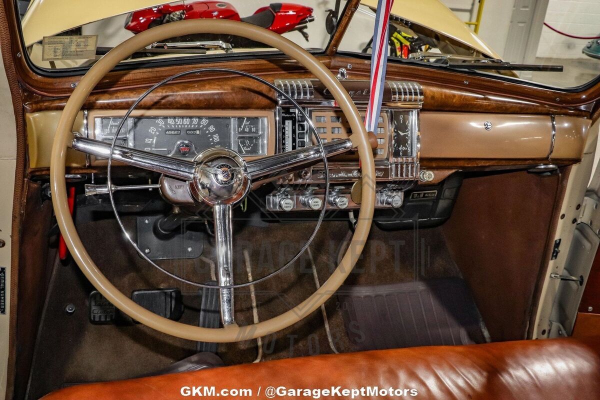 1947 Chrysler Town and Country - photo 4