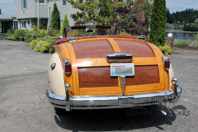 1947 Chrysler Town & Country - photo 2