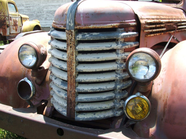 1947 Other Makes Diamond T none - photo 4