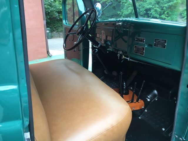 1947 Dodge Power Wagon - photo 12