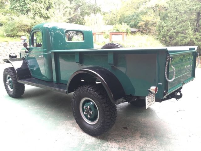 1947 Dodge Power Wagon - photo 4