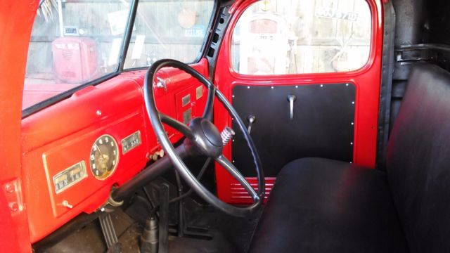 1947 Dodge Power Wagon - ALL ORIGINAL - RED on BLACK - Clean - NO RUST - photo 12