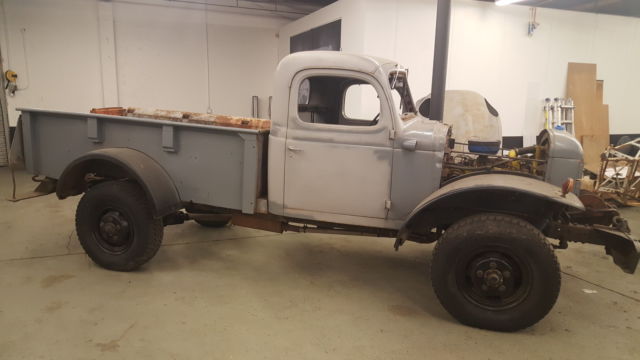 1947 Dodge Power Wagon n/a - photo 2