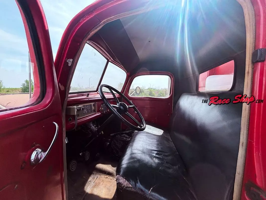 1947 Ford 1-1/2 Ton Pickup 2G - photo 11