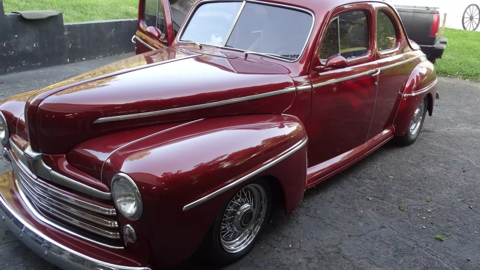 1947 Ford Business Coupe / Bootlegger's Coupe - photo 2