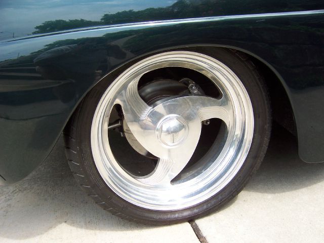 1947 Ford Club Coupe - photo 8