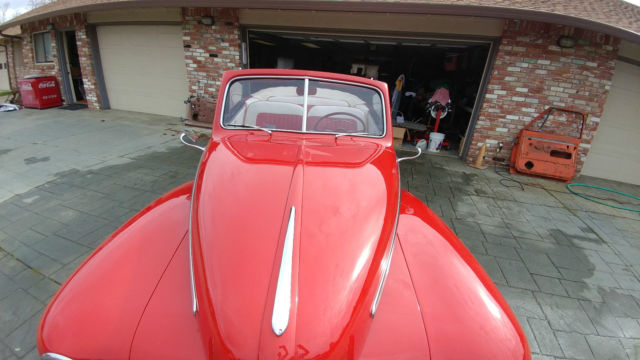 1947 Ford Convertable Super Deluxe - photo 2