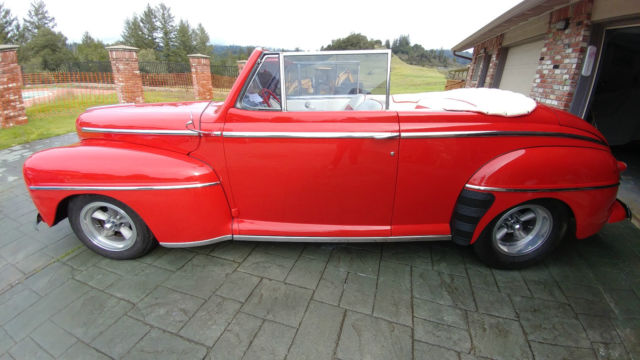 1947 Ford Convertable Super Deluxe - photo 4