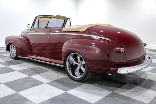 1947 Ford Convertible - photo 7