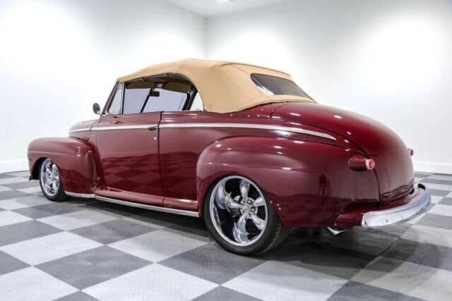 1947 Ford Convertible - photo 8