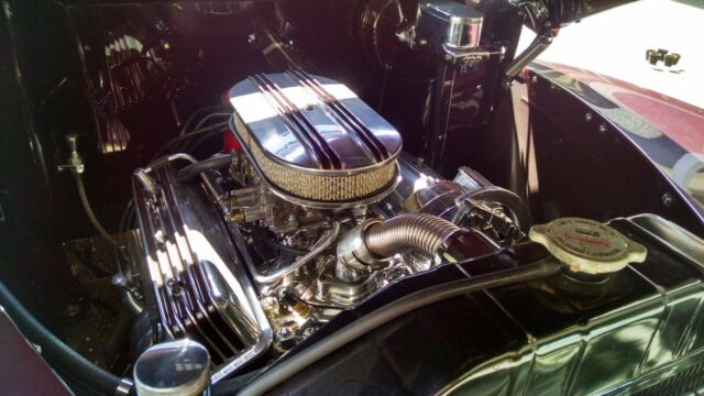 1947 Ford Convertible - photo 7