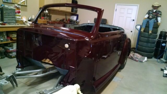 1947 Ford Convertible - photo 8