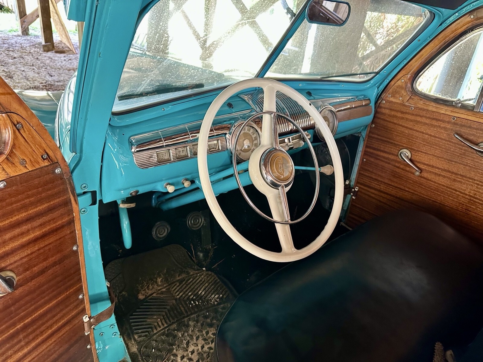 1947 Ford Custom Deluxe Super Deluxe Woody - photo 13