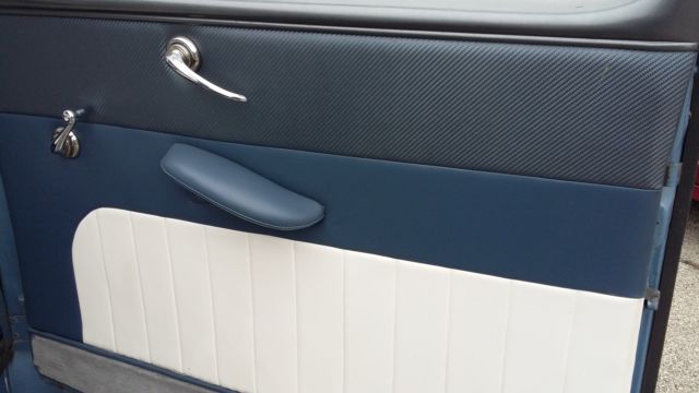 1947 Ford Deluxe - photo 3
