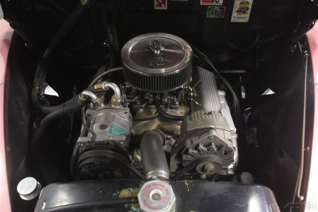 1947 Ford Deluxe Sedan - photo 4