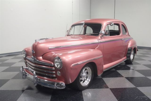 1947 Ford Deluxe Sedan - photo 6
