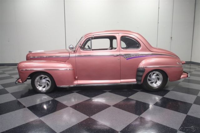 1947 Ford Deluxe Sedan - photo 8