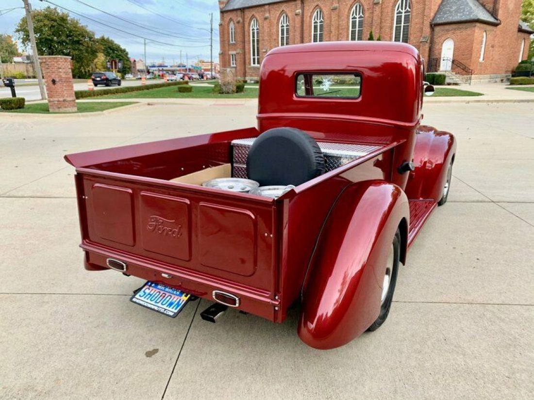 1947 Ford F-100 - photo 10
