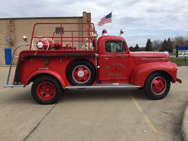 1947 Ford Firetruck Pumper Truck - photo 2