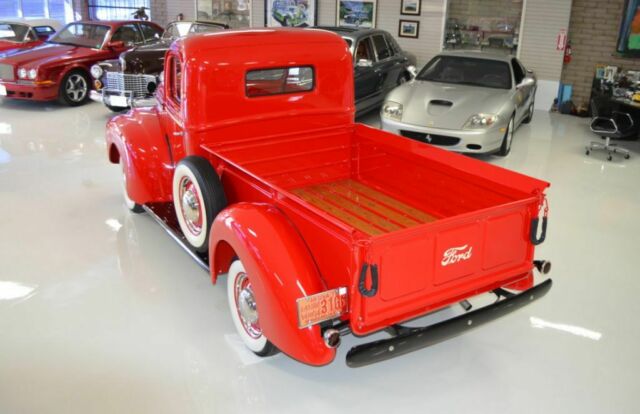 1947 Ford Pick-Up Half Ton 114"WB Beautiful Restoration - photo 7